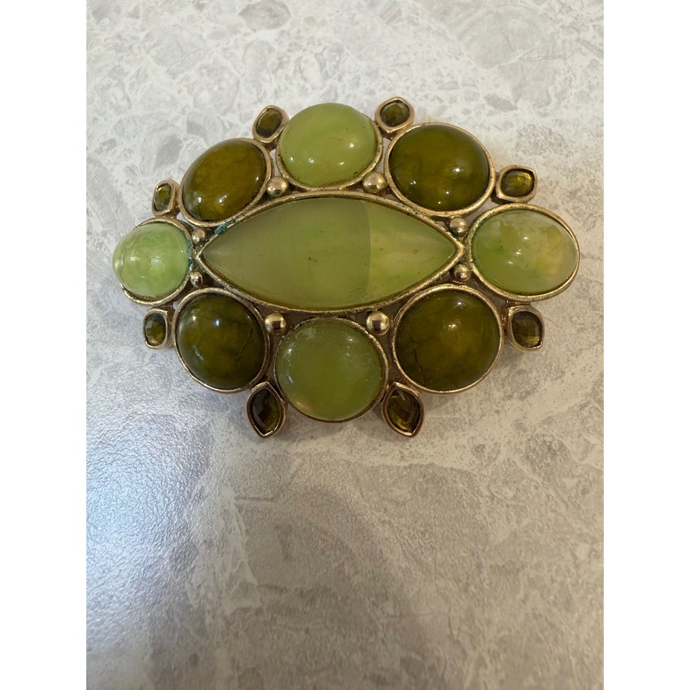 Liz Claiborne Vintage Green Cabochon Brooch Gold Tone LC Signed Olive Sage